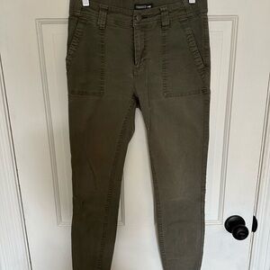 Toad&Co Sage Green Trousers